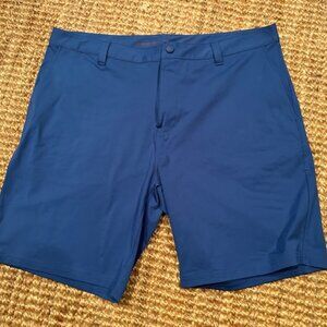 Rhone Shorts - Size 38